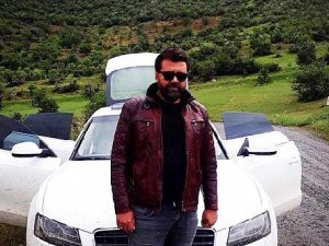 Düğünde ateş ederken başından vurulan doktor öldü