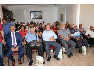 KKTC’li patates üreticileri Patates Araştırma Enstitüsü’nü gezdi