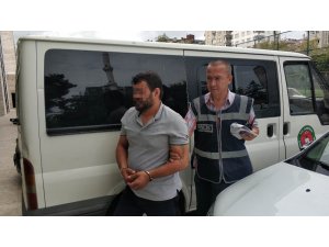 Kavgayı ayıran genci kazara bıçakla ağır yaralayana adli kontrol