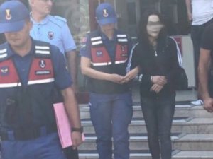Hırsızlık suçundan aranan kadın tutuklandı