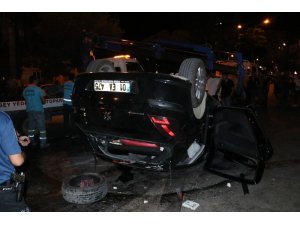 Ağaca çarpan otomobil takla attı: 4 yaralı