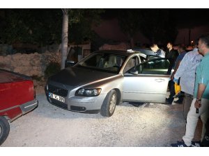 İhbara giden polis ekipleri 17 adet ruhsatsız tabanca ele geçirdi