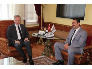 Zabıta müdürü Kayalı, Vali Gül'ü ziyaret etti