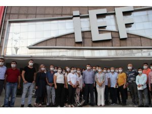 İzmir’deki ağır kokuya AK Parti’den maskeli tepki