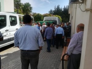 Canlı yayın yapıp intihar etti