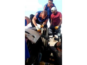 Elini forklifte sıkıştıran işçiyi AFAD ekipleri kurtardı