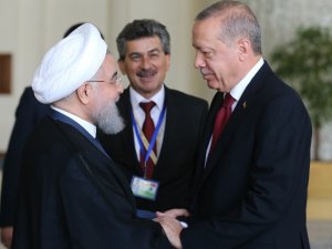 Cumhurbaşkanı Erdoğan Ruhani ile görüştü