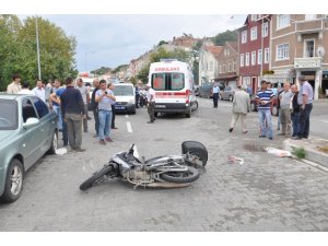 Motosikletin çarptığı küçük kız yaralandı