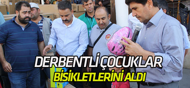 Derbentli çocuklar bisikletlerini aldı