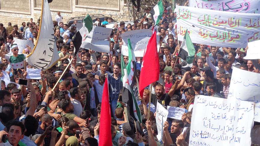 İdliblilerden Türkiye'ye çağrı: Gelin ve bizi koruyun