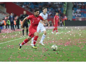 UEFA Uluslar B Ligi: Türkiye: 1 - Rusya: 2 (Maç sonucu)