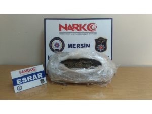 Mersin’de 4 kilo esrar ele geçirildi