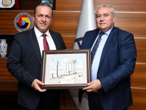 "KKTC'ye turistlerin yalnızca kumarhaneler için geldiği algısı yanlış"