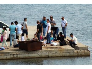 FETÖ şüphelisi 15 kişi Midilli Adası’na kaçamadan yakalandı