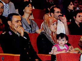 Harp Akademisi'ne başörtüsü girdi!