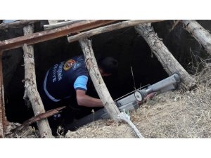 Başkale’de lağım çukuruna düşen oğlak kurtarıldı