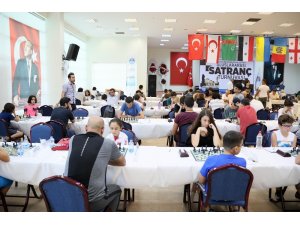 ’Uluslararası Mersin Açık Satranç Turnuvası’ başladı