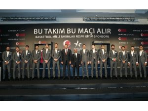 12 Dev Adam’ın resmi giyim sponsoru Altınyıldız oldu