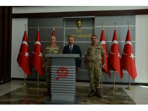 Tümgeneral İlbaş, Vali Atik’i ziyaret etti