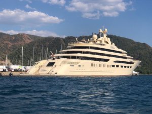 Rus Milyarder, Marmaris’te servet bıraktı