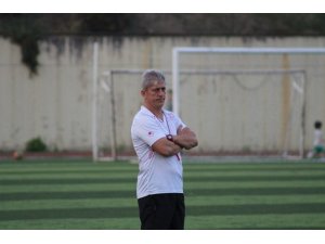 Futbol oynadığı takıma antrenör oldu