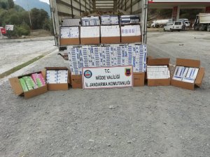Jandarma kaçak sigara ele geçirdi