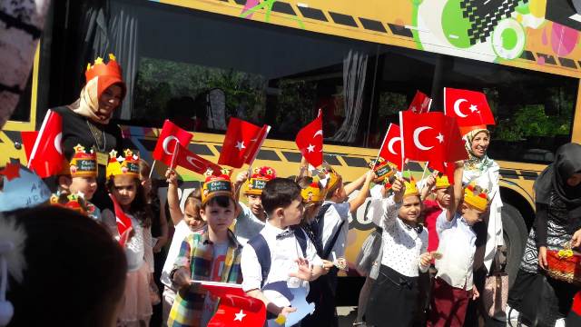 Armağan Koleji, ilke imza attı