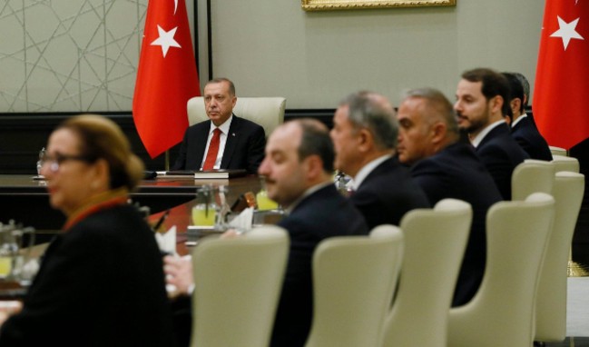 Emeklilikte yaşa takılanlar için kritik açıklama!