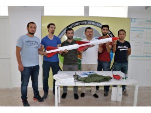 KBÜ öğrencilerinin milli roketi ‘Temren’ testleri geçerek yarışmaya katılıyor