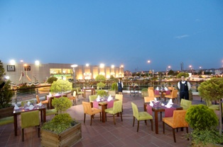 Dedeman’da geleneksel iftar sofraları
