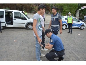 Niksar’da polisten ’Okul Öncesi Huzur’ Uygulaması
