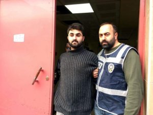 Babasını 50 bıçak darbesi ile öldüren sanık: "Acı çekerek ölmesini istedim”