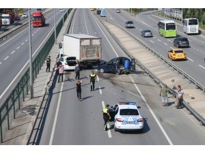 Kocaeli'deki kaza trafiği aksattı