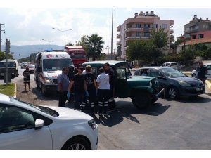 Milas’ta ışık ihlali kazaya neden oldu; 4 yaralı