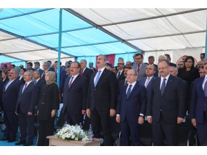 DÜZELTME - "Artık darbeye selam duran yargı anlayışı geride kaldı" başlıklı haberimizin ikinci paragrafında sehven yer alan "Bölge İdare Mahkemesi" ibaresi, "Bölge Adliye Mahkemesi" olarak değiş