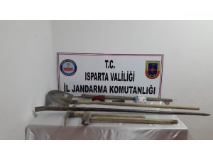 Isparta’da kaçak kazı yapan 5 şahıs yakalandı