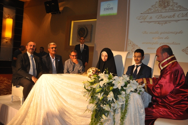Tevfik Dündar Oğlunu Evlendirdi