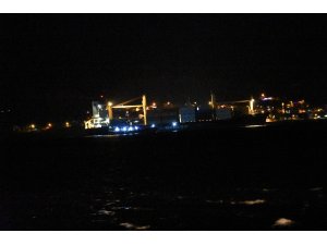 Çanakkale boğazında gemi arızalandı