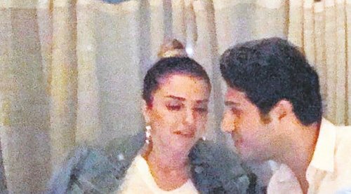 Rıza Sarraf, ABD'de oturmalarda