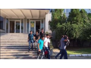 İnternette dolandırıcılık yapan 4 kişi tutuklandı