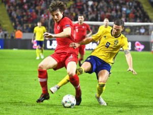 Leicester City Menajeri Claude Puel’den Çağlar Söyüncü’ye yeşil ışık