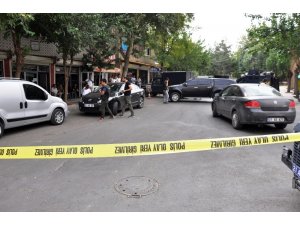 Emniyet binası yakınında şüpheli valiz paniği