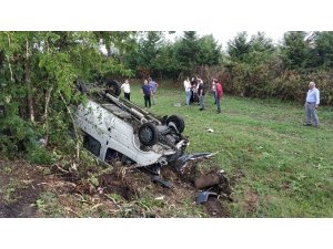 Direksiyon başında eşiyle tartışırken kaza yaptı: 5 yaralı