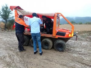 Dağda mahsur kalan vatandaşları AFAD kurtardı