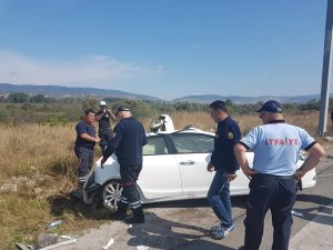 Bolu’da kamyonla otomobil çarpıştı: 2 yaralı