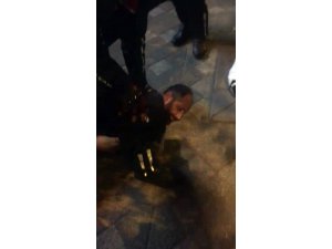 Gaspçının satırlı saldırısına uğrayan kadının imdadına Yunus timleri yetişti