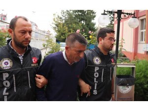 Uyuşturucu haplarla birlikte yakalanan şüpheli adliyede