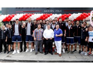 Türkiye Basketbol Federasyonu CEO’su Ömer Onan’ın yeni tantuni restoranı açıldı