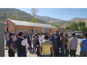 Tatvan’da 5 yaşındaki çocuk düğünde maganda kurşunuyla yaralandı