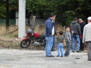 Kaza anı güvenlik kamerasına yansıdı